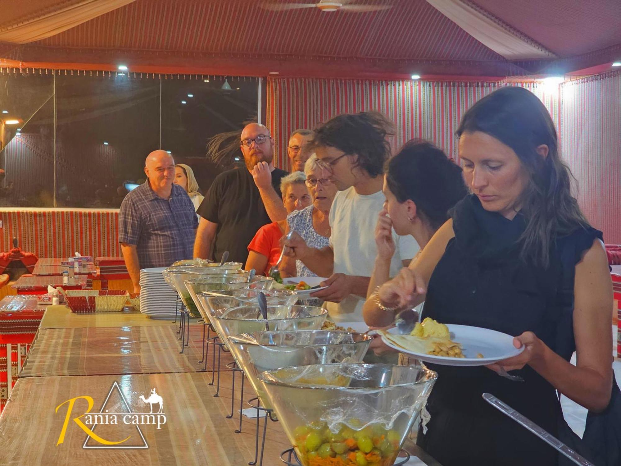 Wadi Rum,Rania Camp المظهر الخارجي الصورة
